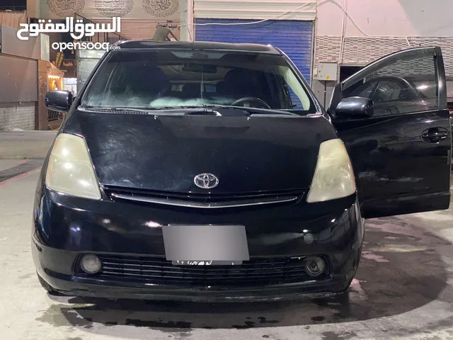 Used Toyota Prius in Zarqa