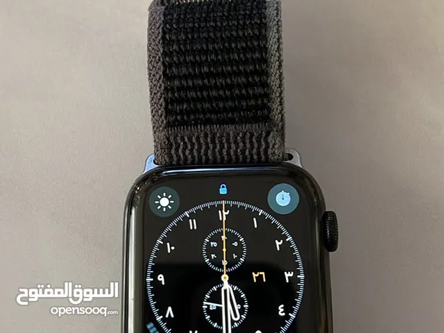 ابل واتش سيرياس 5 esim gbs
