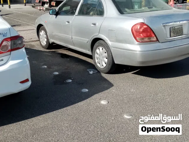 2005 Nissan Sunny SL