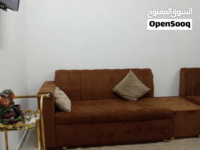 مجلس نظيف مستعمل