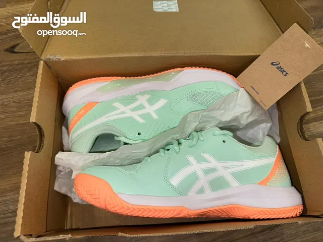 حذاء بادل ASICS نسائي جديد للبيع