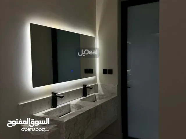 250 m2 3 Bedrooms Apartments for Rent in Al Khobar Al Hamra