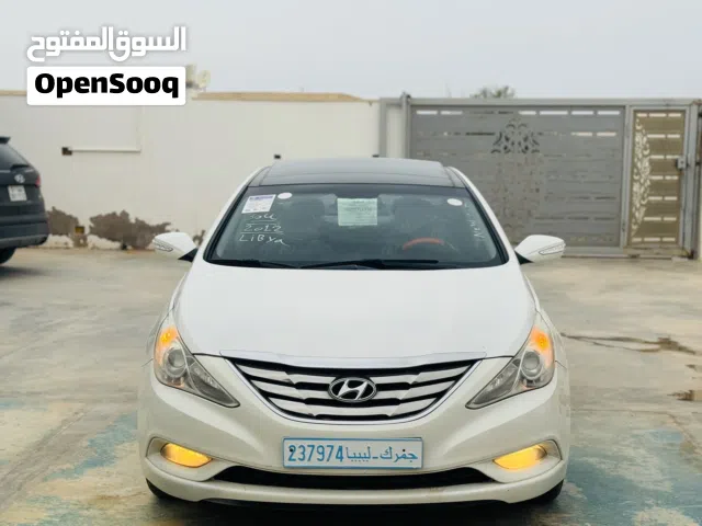 2012 هيونداي سوناتا Limited