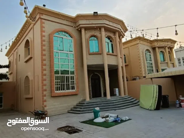 فيلا للايجار بعجمان منطقه الروضه 1 خمس غرف ومجلس وصاله وحوش مع المظله دقايق من شارع الشيخ عمار