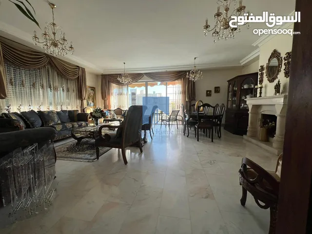 215 m2 4 Bedrooms Apartments for Sale in Amman Khalda