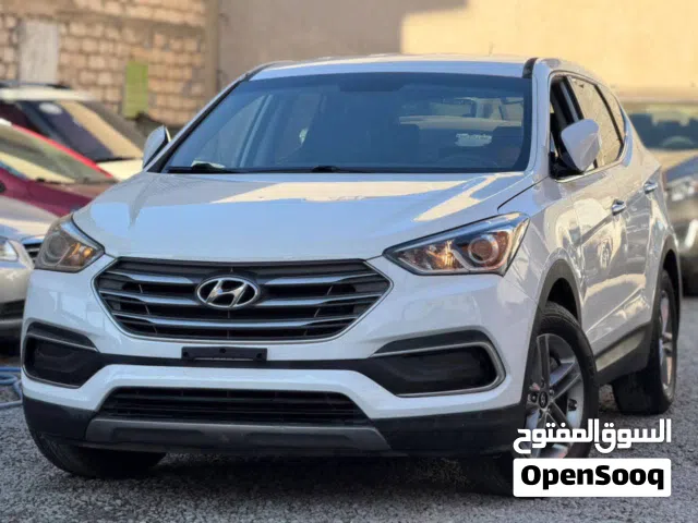 2017 هيونداي سنتافي Standard