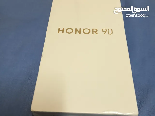 Introducing the Honor 90 in sleek Midnight Black. With a massive 256GB of storage and 8GB of RAM, th