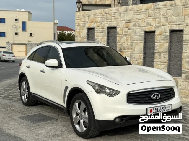 2011 Infiniti FX35 Standard
