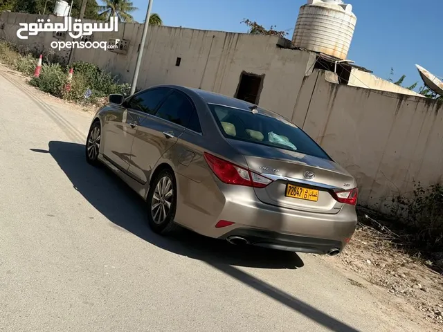 Hyunai sonata