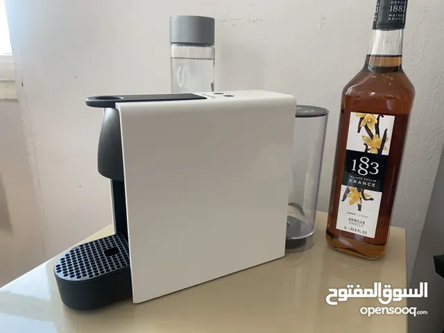 . NESPRESSO ESSENZA C30