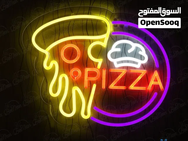 لوحات نيون مضيئة