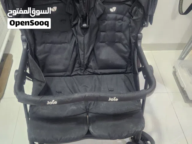 عربانة اطفال توأم