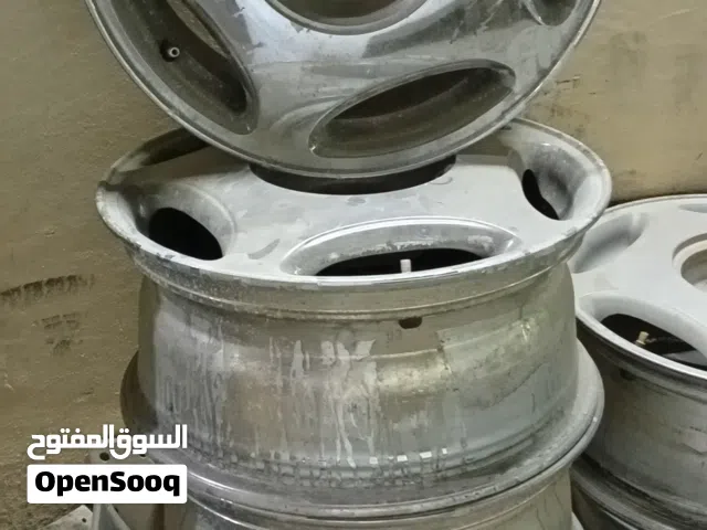 إطارات مستعمله ممتازه