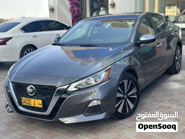 نيسان التيما 2022 SV