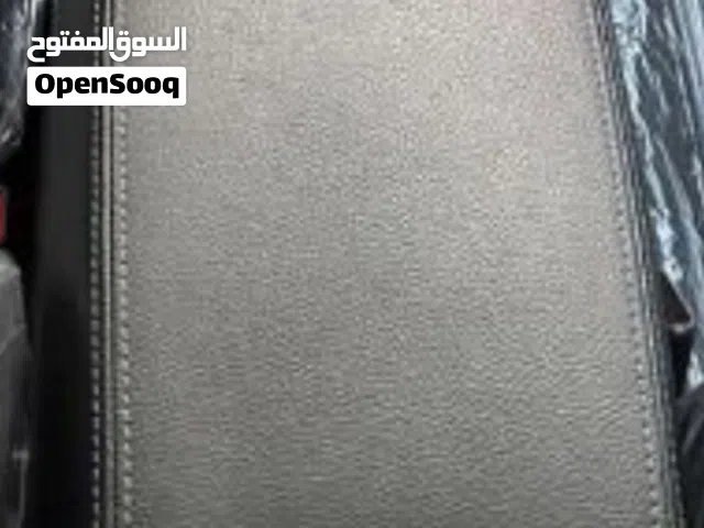 غطاء سدة الوسط نيسان التيما 2018 أسود نظيف جدا