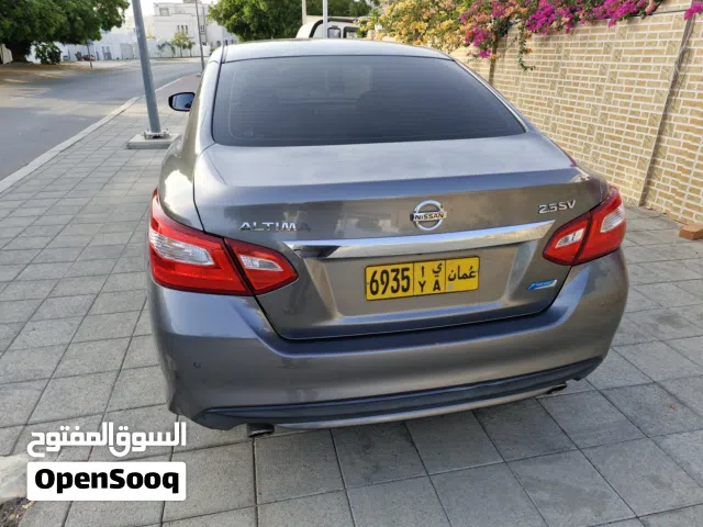 2017 Nissan Altima SV