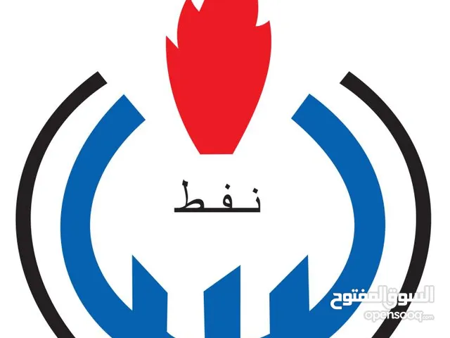 كورس كيمياء وفيزياء وجبر وهندسة إلى طلاب أولى نفط