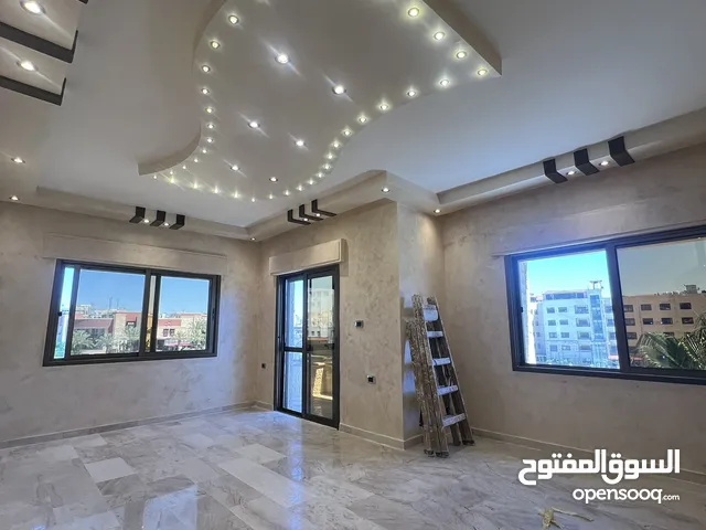 160 m2 3 Bedrooms Apartments for Rent in Amman Khalda