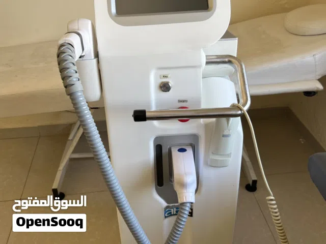 جهازين ليزر ازاله الشعر بحاله ممتازه شغالين قابل للتفاوض