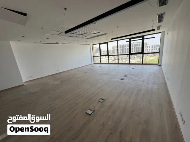 للأيجار مكتب أداري 104م ميفيدا بيزنيس ديستريكت التجمع الخامس