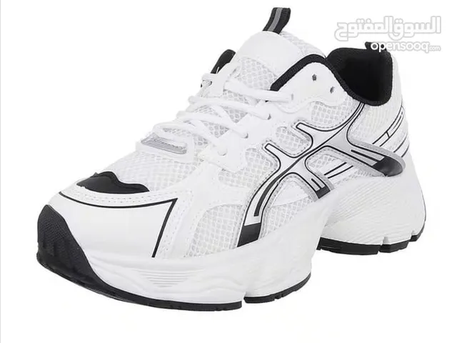 White Comfort Shoes in Irbid