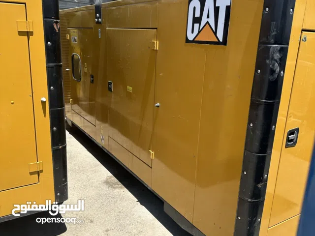 مولد كهرباء CAT 275 KVA مكفول