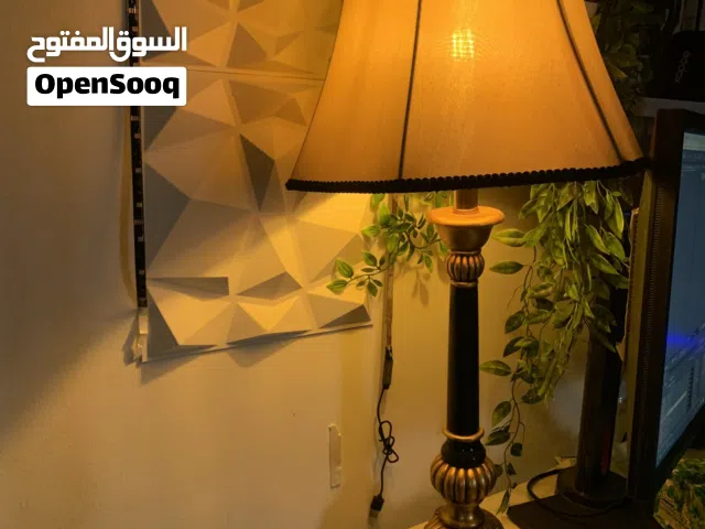Vintage Table Lamp (Excellent Condition)