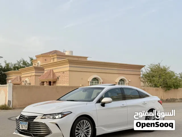 2019 تويوتا افالون XLE