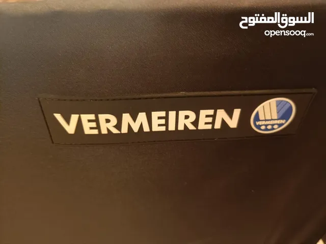 كرسي متحرك بعجال ڤيرميرين