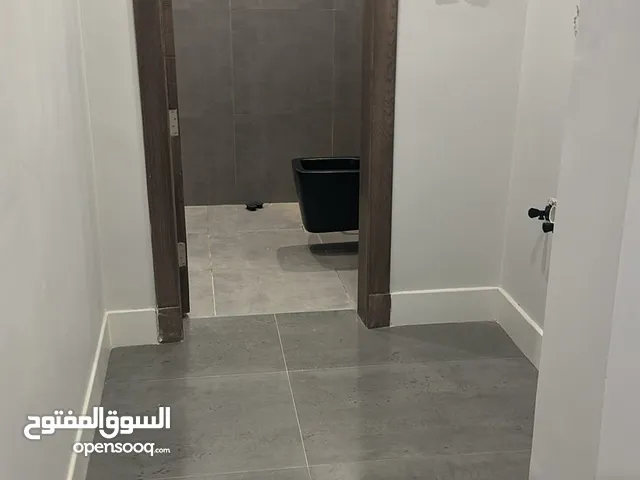 135 m2 3 Bedrooms Apartments for Rent in Al Riyadh Al Taawun