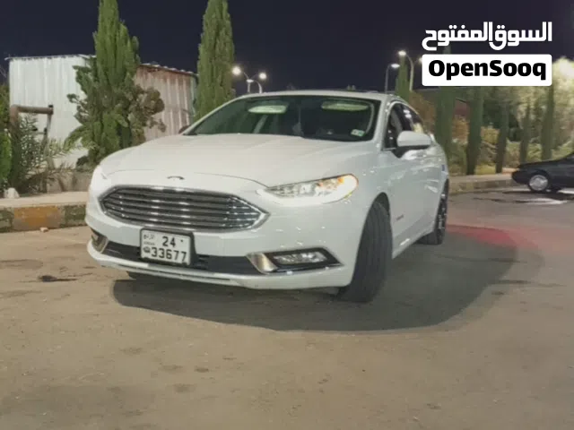 2018 فورد فيوجن SE