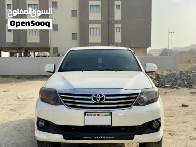 Toyota Fortuner 2015