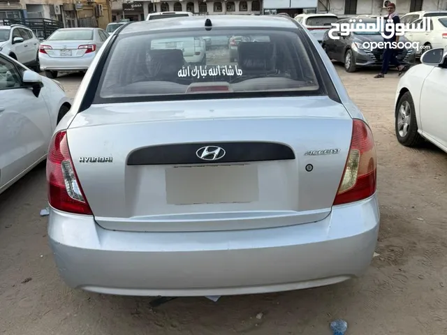 اكسنت 2010 للبيع