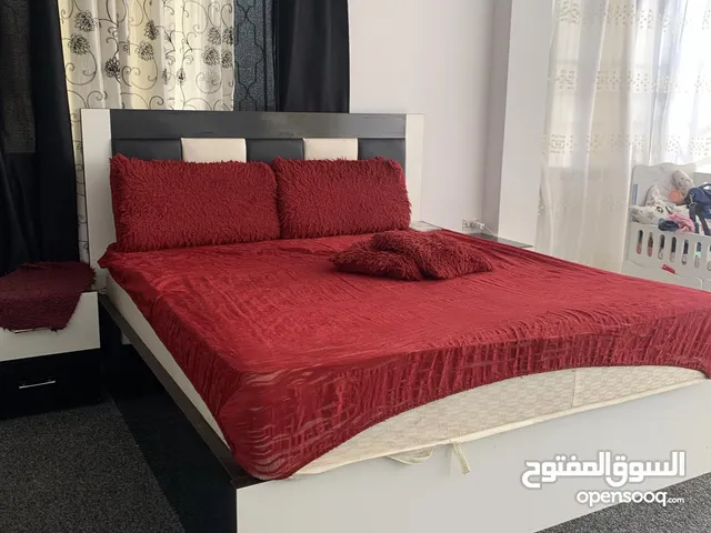 غرفة نوم تفصيل خشب لامنيت وكالة