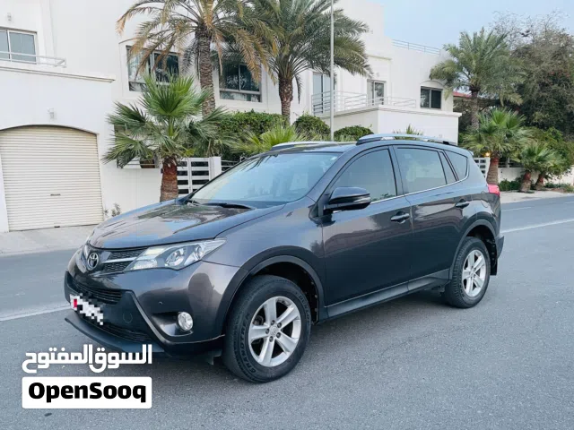 TOYOTA RAV4 2013 MODEL FOR SALE... Zero accident Full insurance...