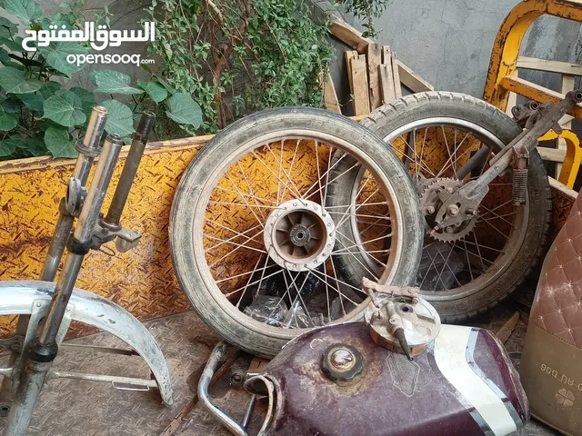 غراض دراجة ويلات 70 و125عدد 5 ايراني و2 حجم 70