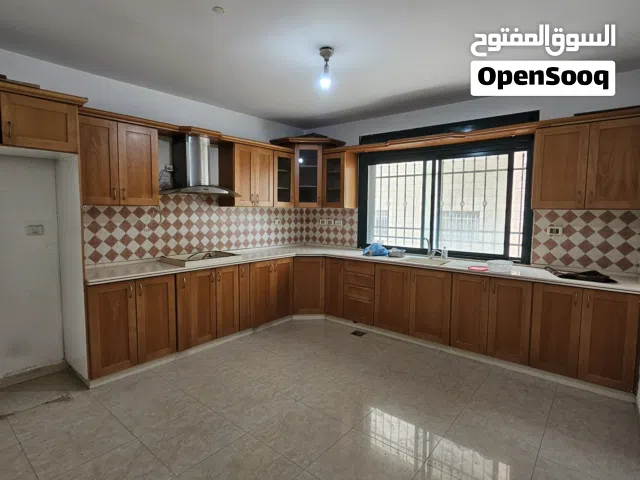 155 m2 3 Bedrooms Apartments for Rent in Ramallah and Al-Bireh Al Quds
