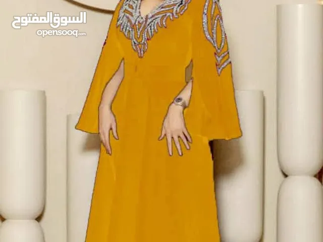 فستان صدر كرستال فوطه كلوش ليكرا بإطلالة فاخرة وفخمة