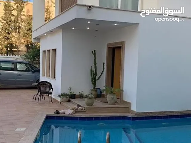420 m2 5 Bedrooms Villa for Rent in Tripoli Janzour