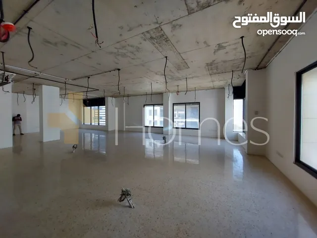 مكتب طابقي جديد للبيع في عمان- البوليفارد العبدلي بمساحة 680م