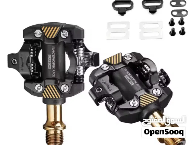 حذاء مخصص للدراجات الهوائية + بدالات بقفل