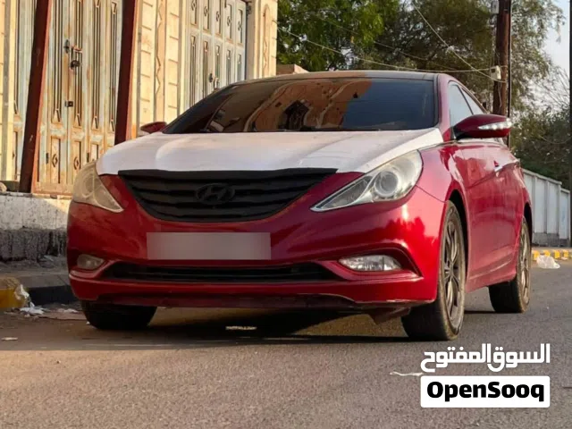 2013 هيونداي سوناتا Limited