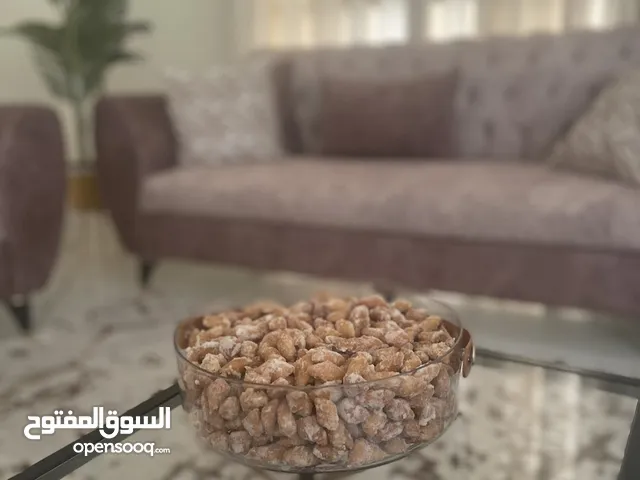 حلويات ام هجرس تقدم الذا الحلويات منذ اكثر من 10سنوات ف عالم الحلويات.. ام هجرس تضبطكم