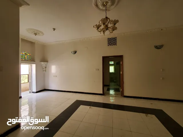200 m2 4 Bedrooms Townhouse for Rent in Sana'a Al Wahdah District