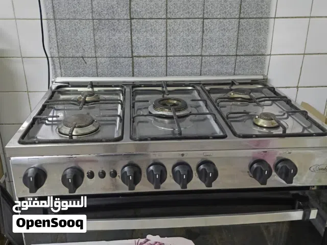 طباخ 5 عيون + فرن شغال مستعمل شي بسيط