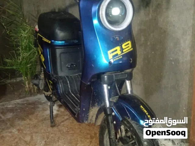 دراجه شحن نضيفه بس البطاريات تلفانه يحتاج تغير