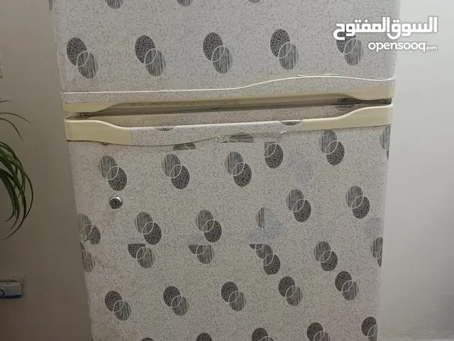 ثلاجة mistral
