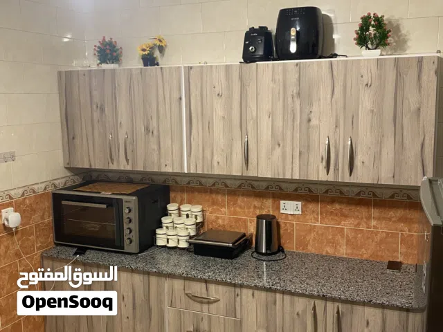 دولاب جديد لاقوه ال بالله بي سعر 2200
