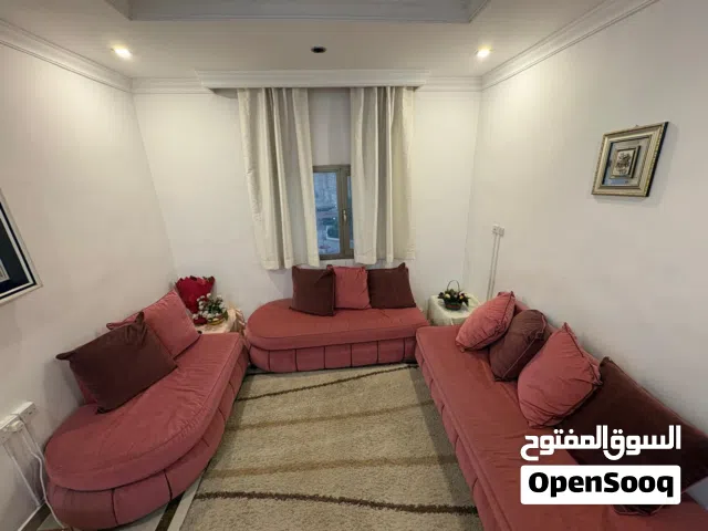 3 كنبات انتريه