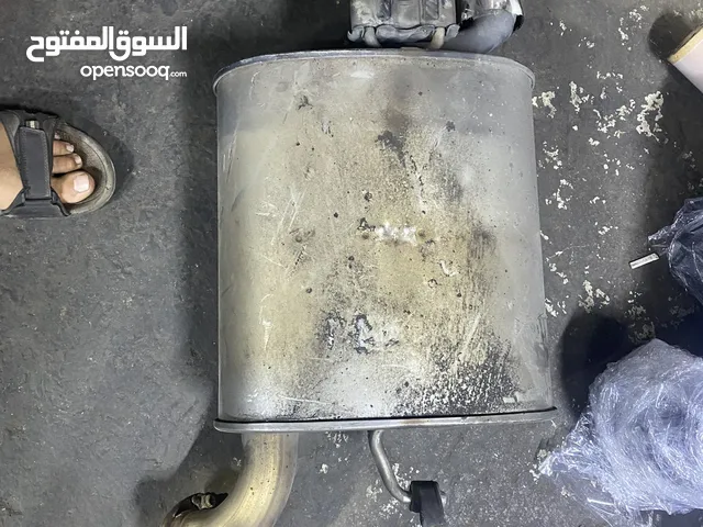 دبه جزوز يسار كامري من 2018 لين 2022 وكاله